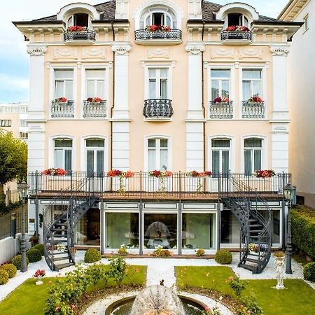 Hotel Villa Am Kurpark Бад-Гомбург-фор-дер-Гее Екстер'єр фото